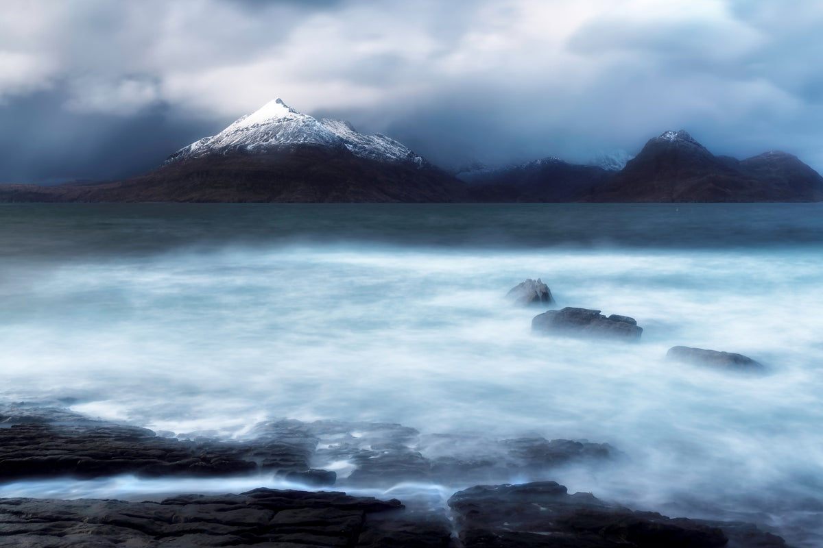 photo-wallpaper-stormy-elgol