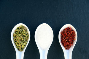 photo-wallpaper-italian-spices-in-the-spoon