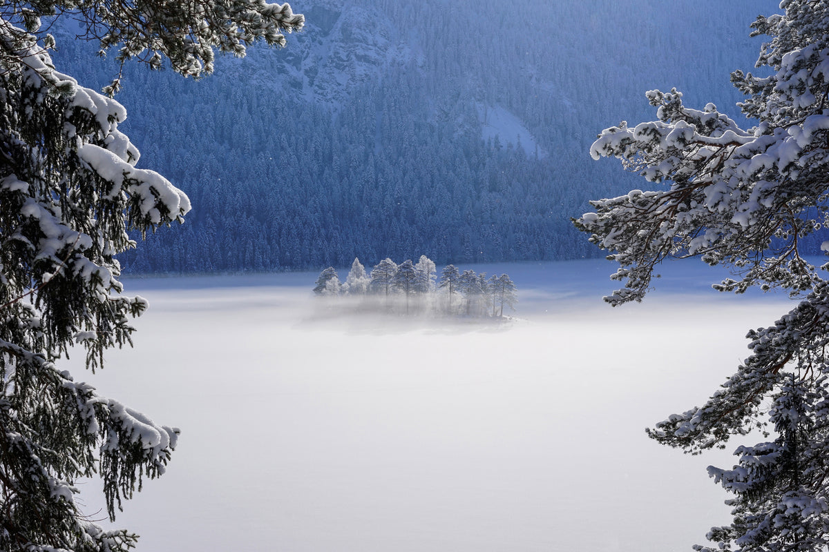 photo-wallpaper-fog-over-frozen-lake