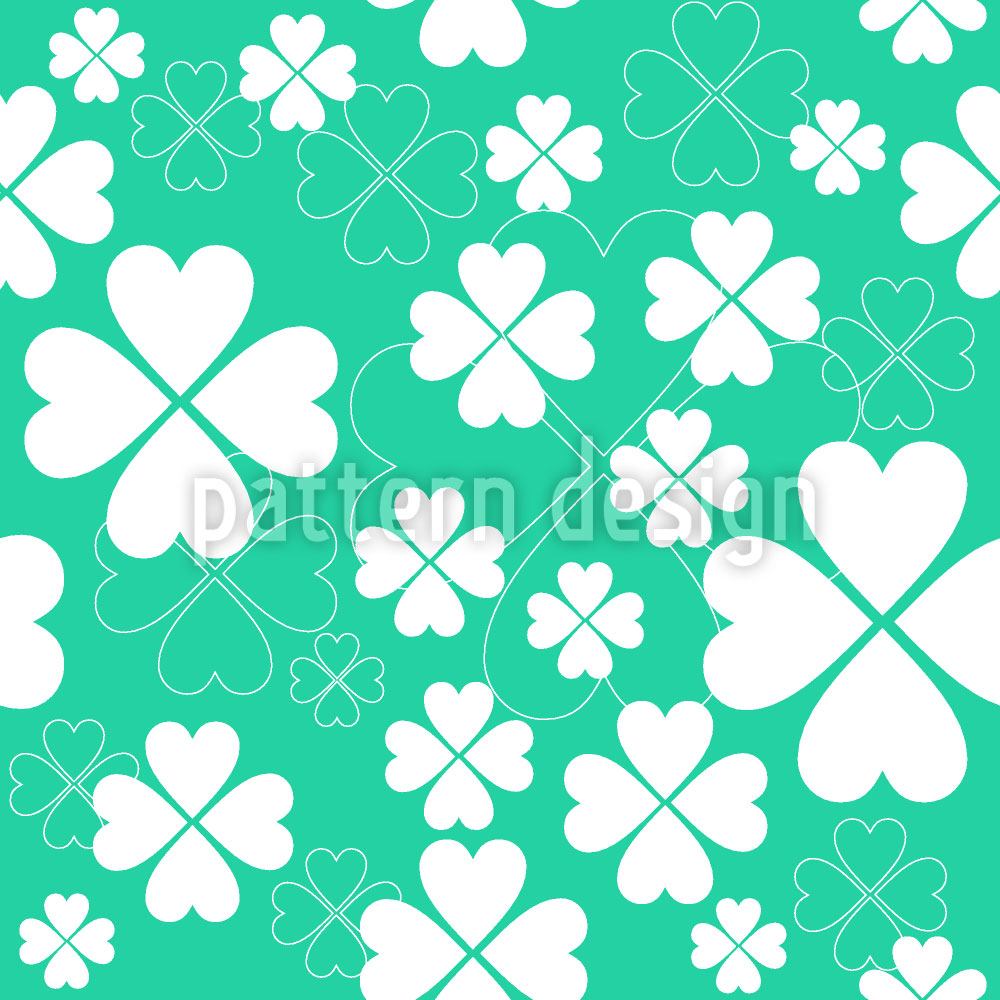 patterned-wallpaper-lucky-clover