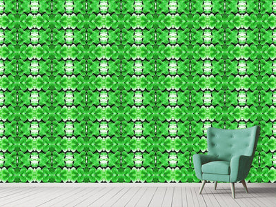 patterned-wallpaper-fern-leaf-ladies