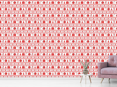 patterned-wallpaper-festive-decorations