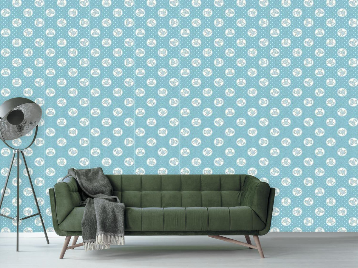 patterned-wallpaper-baby-timmys-teddy-bear