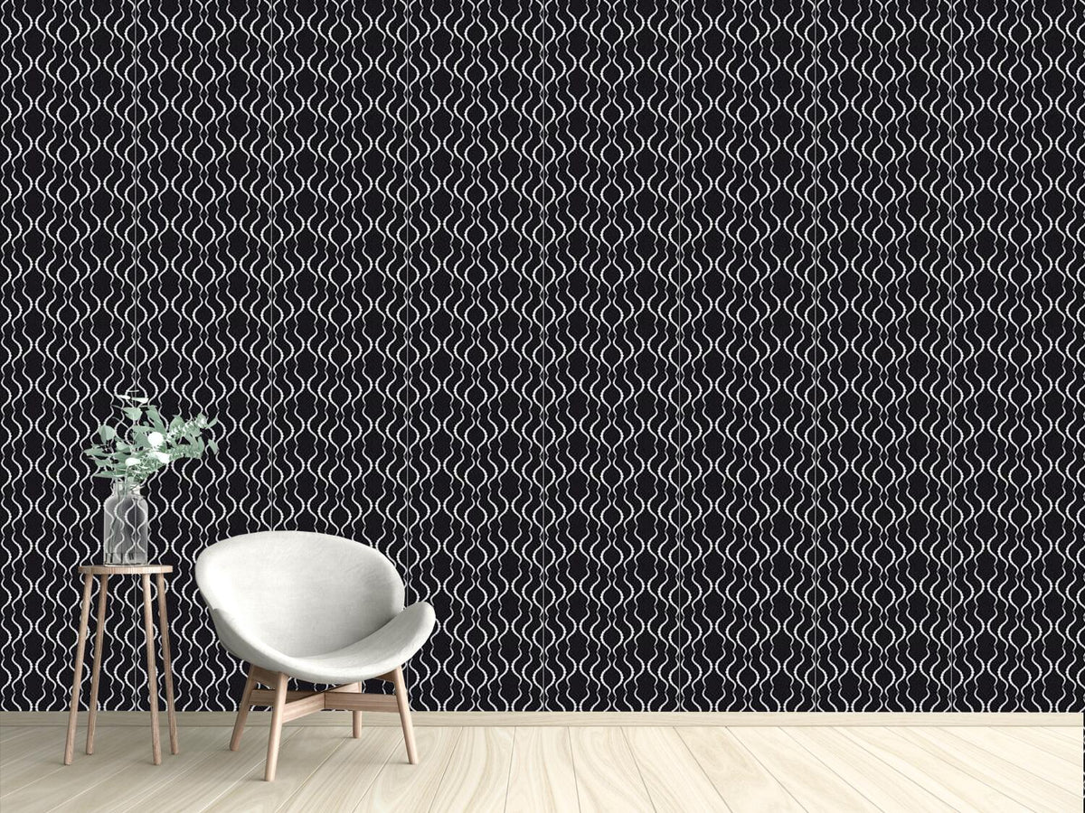 patterned-wallpaper-georgina-black