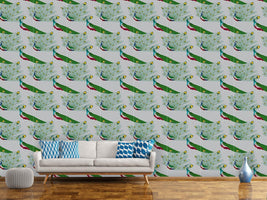 patterned-wallpaper-peacock-show