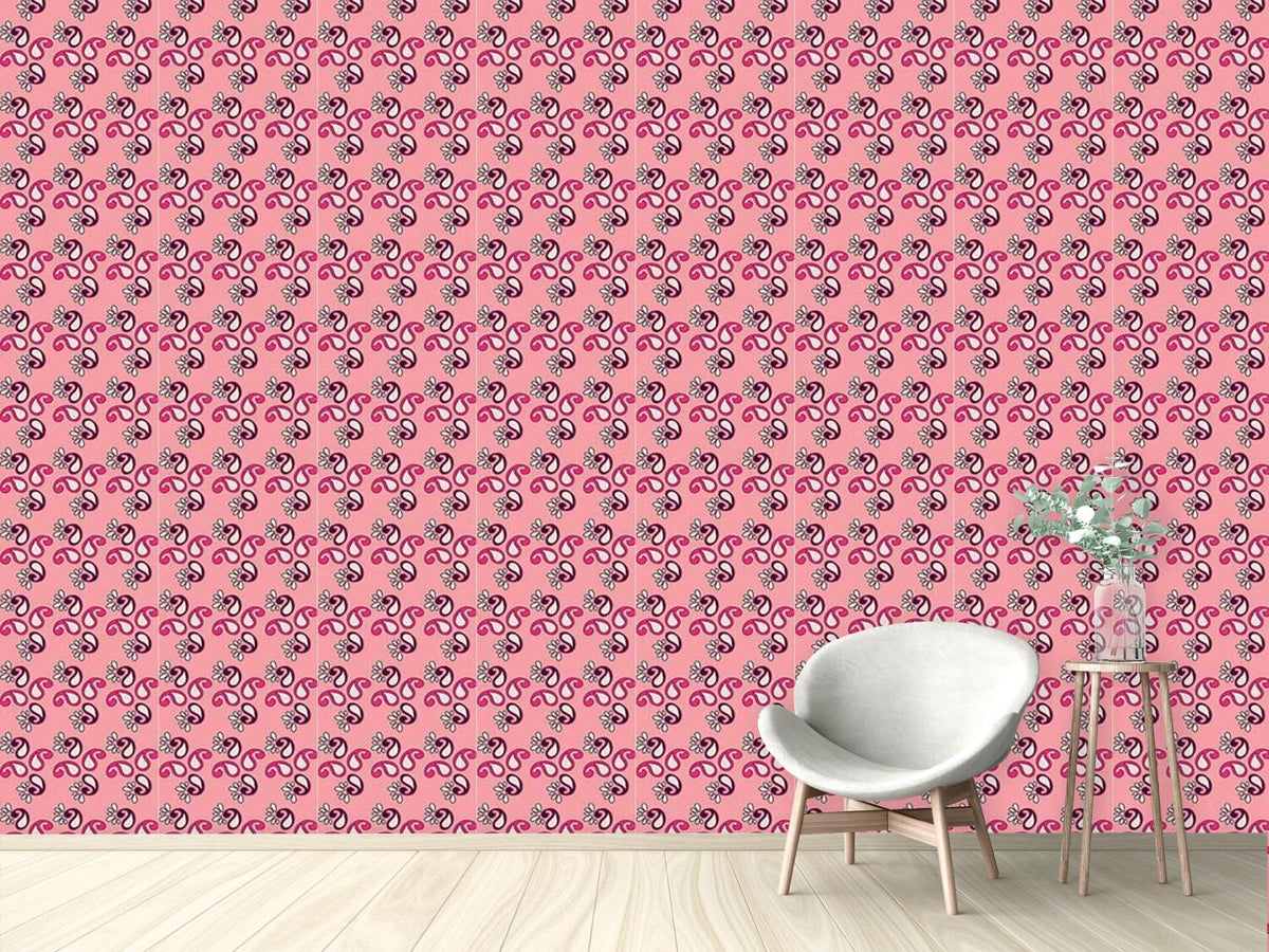 patterned-wallpaper-fancy-paisley-pink