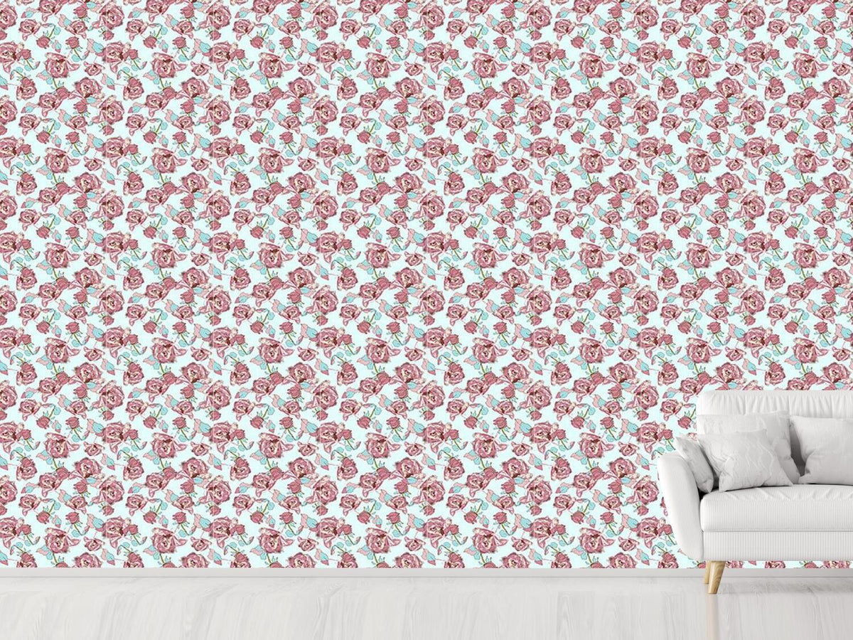 patterned-wallpaper-bed-of-roses