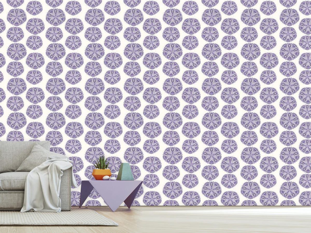 patterned-wallpaper-festive-glow