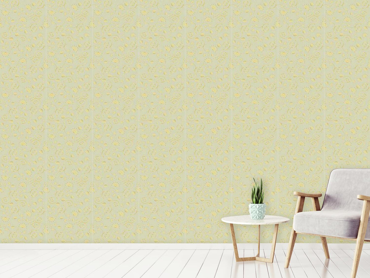 patterned-wallpaper-gold-flora