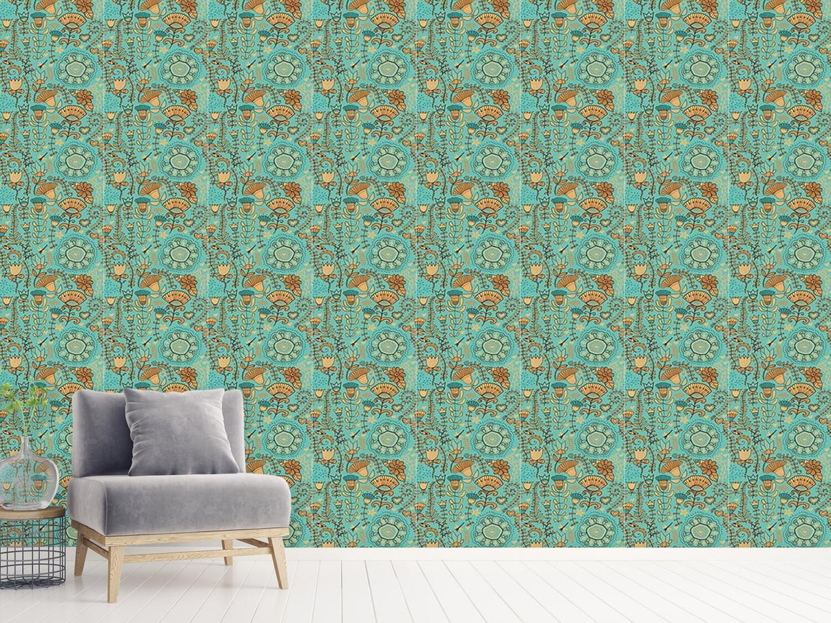 patterned-wallpaper-flowers-in-bohemia