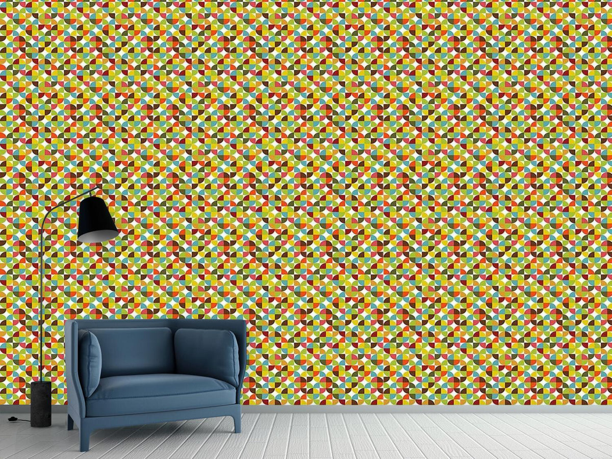 patterned-wallpaper-quartered-circles