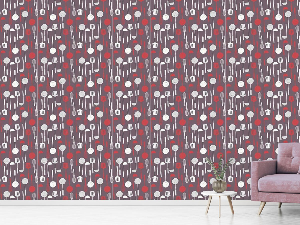 patterned-wallpaper-mums-kitchen-utensils