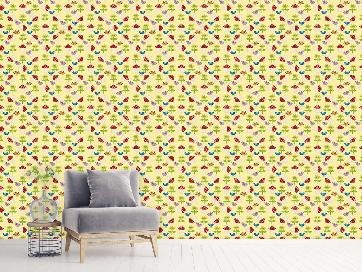 patterned-wallpaper-good-luck-birdy