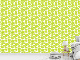 patterned-wallpaper-ladys-mantle-leaves