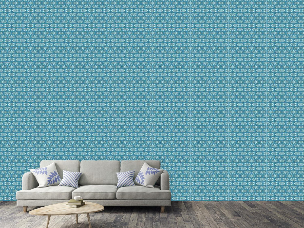 patterned-wallpaper-tint-royal