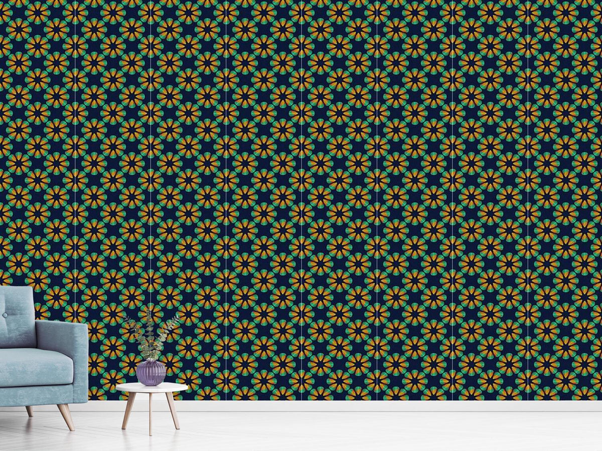 patterned-wallpaper-metal-flowers