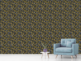 patterned-wallpaper-climbing-leavage