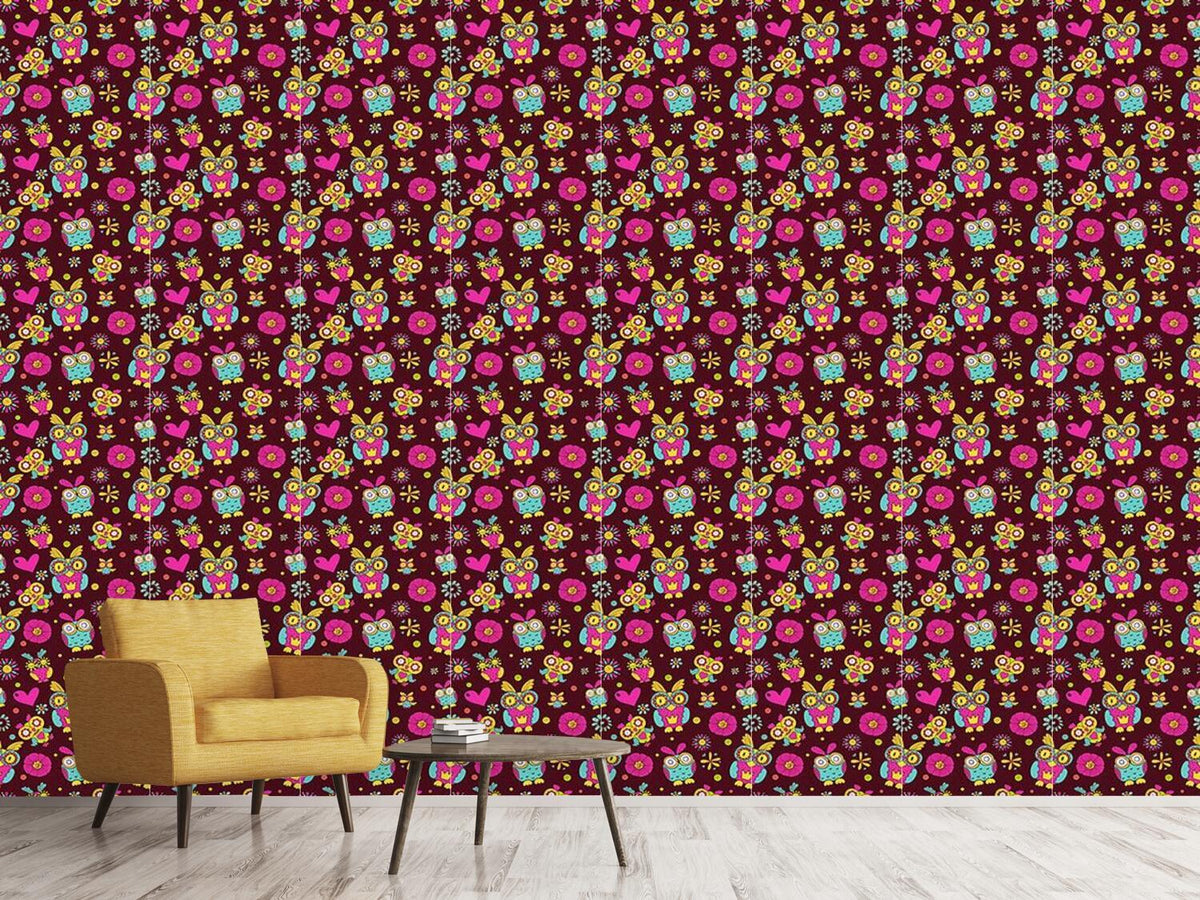 patterned-wallpaper-owls-in-chocolate