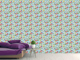 patterned-wallpaper-mixed-bouquet