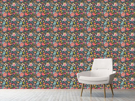 patterned-wallpaper-love-parade-in-the-magic-forest